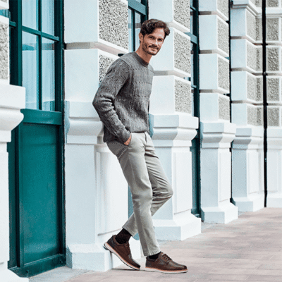 Zapatos de hombre elegantes y cómodos en tienda de calzado Luis Rico, ideales para cualquier ocasión con diseño moderno y calidad superior.