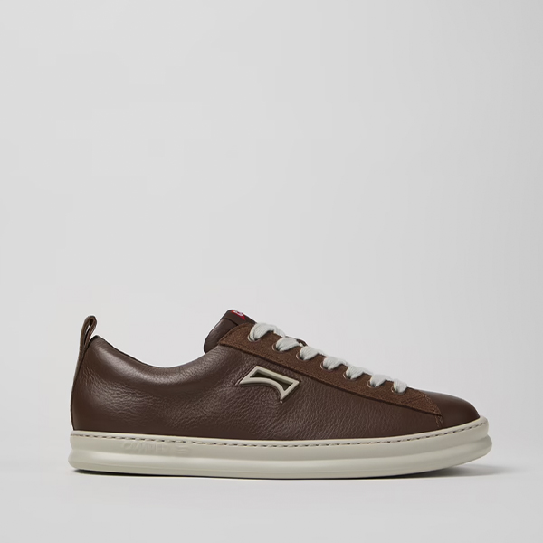 Zapato Camper marrón hombre casual con cordones