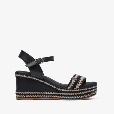 Sandalia confort mujer negra cuña media Popa Arambol