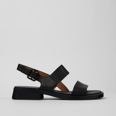 Sandalia negra mujer Camper cómoda moderna versátil diseño contemporáneo día a día