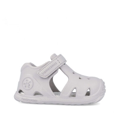 Zapatos playa piscina niño beige Biomecanics ligeros protectores fáciles limpiar verano