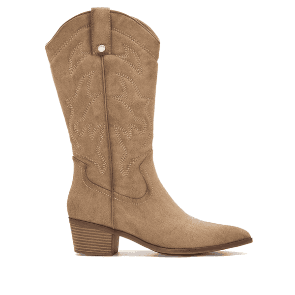 Botas de montar de mujer en ante color beige con diseño de costuras decorativas y tacón medio, ideales para calzado de calidad y estilo en tiendas de calzado Luis Rico.