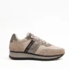 Zapatillas de deporte casuales con diseño moderno y comodidad para hombres y mujeres. Perfectas para el uso diario y actividades deportiva y urbana.