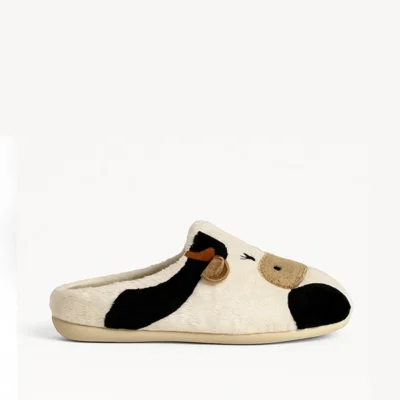 Zapatillas Garzon de casa color arena con diseño 3D y plantilla extraíble