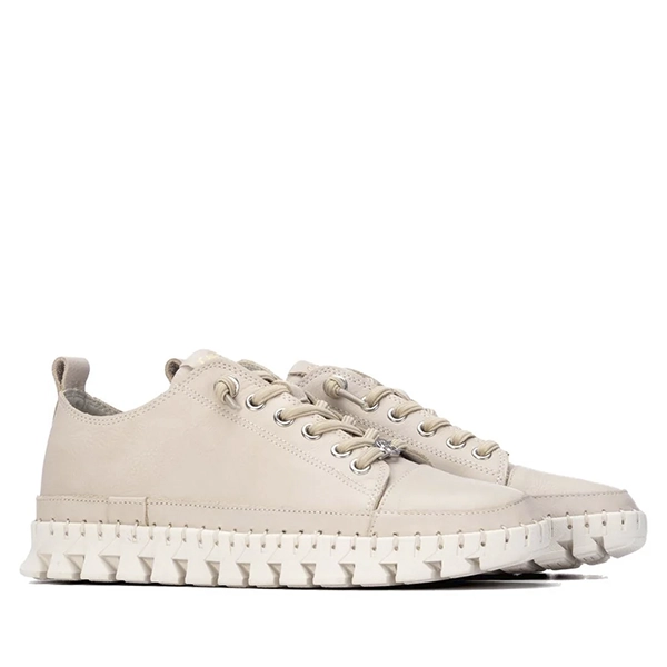 Carmela Zapatilla Piel Beige Sin Cordones - Imagen 3