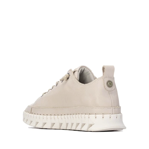Carmela Zapatilla Piel Beige Sin Cordones - Imagen 2
