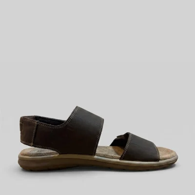 Sandalia St. Gallen marrón para hombre con doble cierre de velcro.