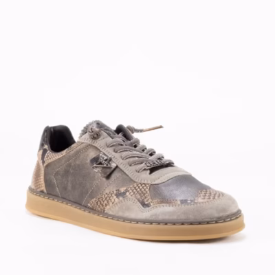 Zapatillas barefoot Cetti óxido metalizado mujer puestas modelo