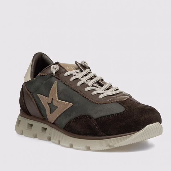 Zapatillas Cetti coffee plataforma hombre vista trasera