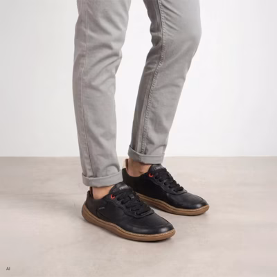 zapatillas barefoot unisex negro piel Pikolinos detalle suela plana