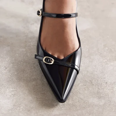 Zapato vestir mujer negro efecto charol Gioseppo detalle modelo