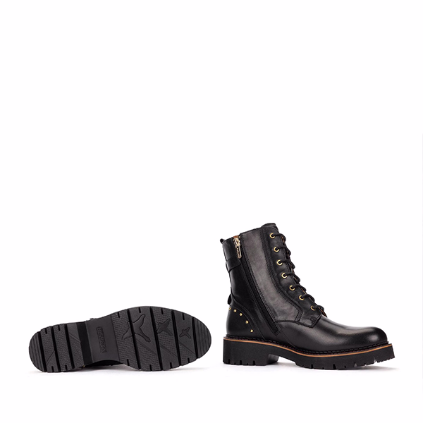 Botines militares mujer Pikolinos Vicar negro piel vista lateral