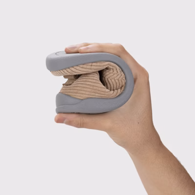 Zapatillas de casa barefoot infantil Igor pana beige detalle suela flexible